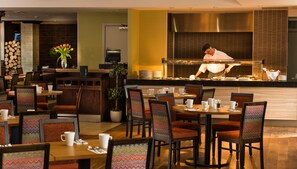 Buffet - Leonardo Inn Glasgow West End (Glasgow)
