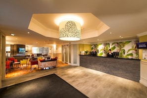 Habitación triple | Lobby