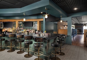 Breakfast, lunch and dinner served - Holiday Inn Steamboat Springs by IHG (Steamboat Springs)