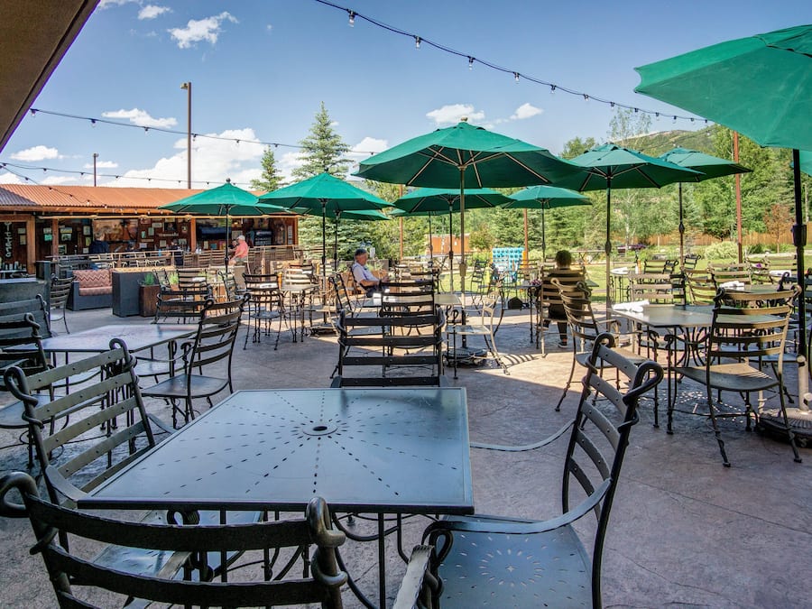 Breakfast, lunch, dinner served; American cuisine