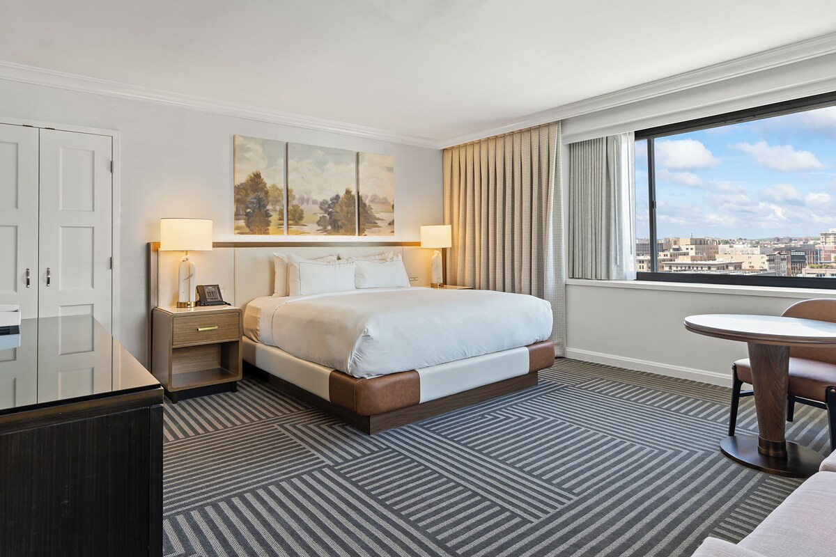 In-room safe, desk, laptop workspace, blackout curtains