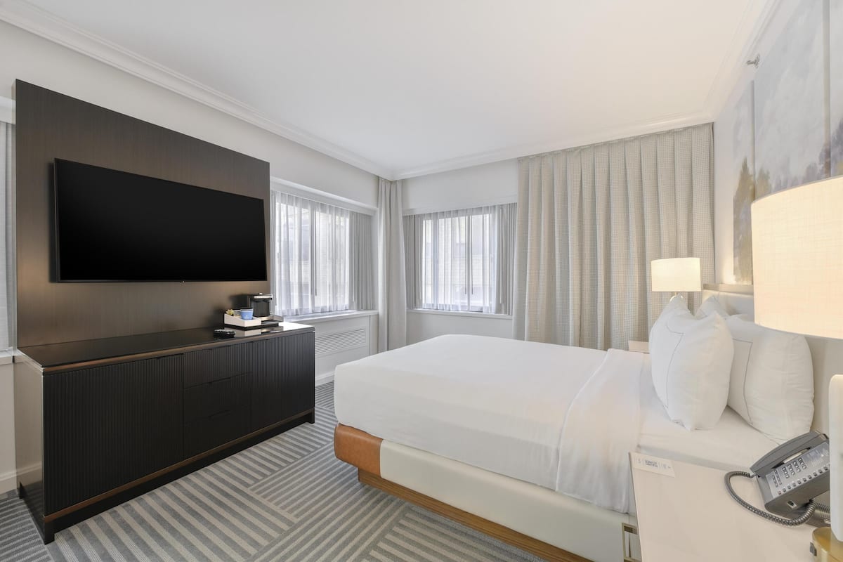 In-room safe, desk, laptop workspace, blackout drapes