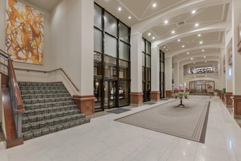 Hotel entrance and lobby at Capital Hilton