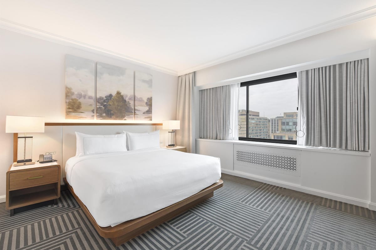 In-room safe, desk, laptop workspace, blackout drapes