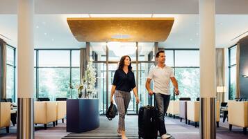 Pintu masuk interior