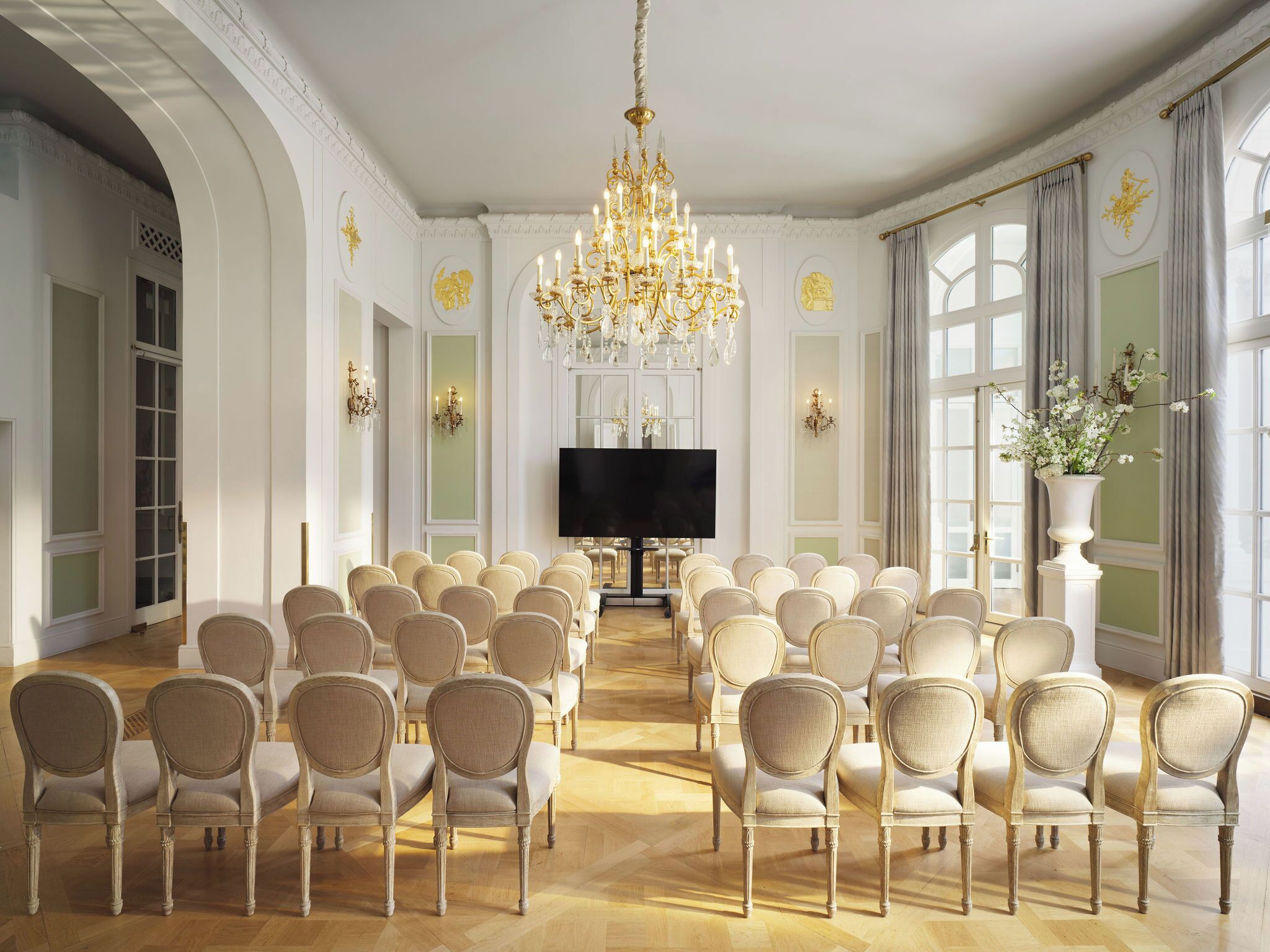 Photo - Mandarin Oriental Hyde Park, London