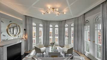 Suite (Turret)