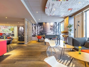 Bar (in der Unterkunft)