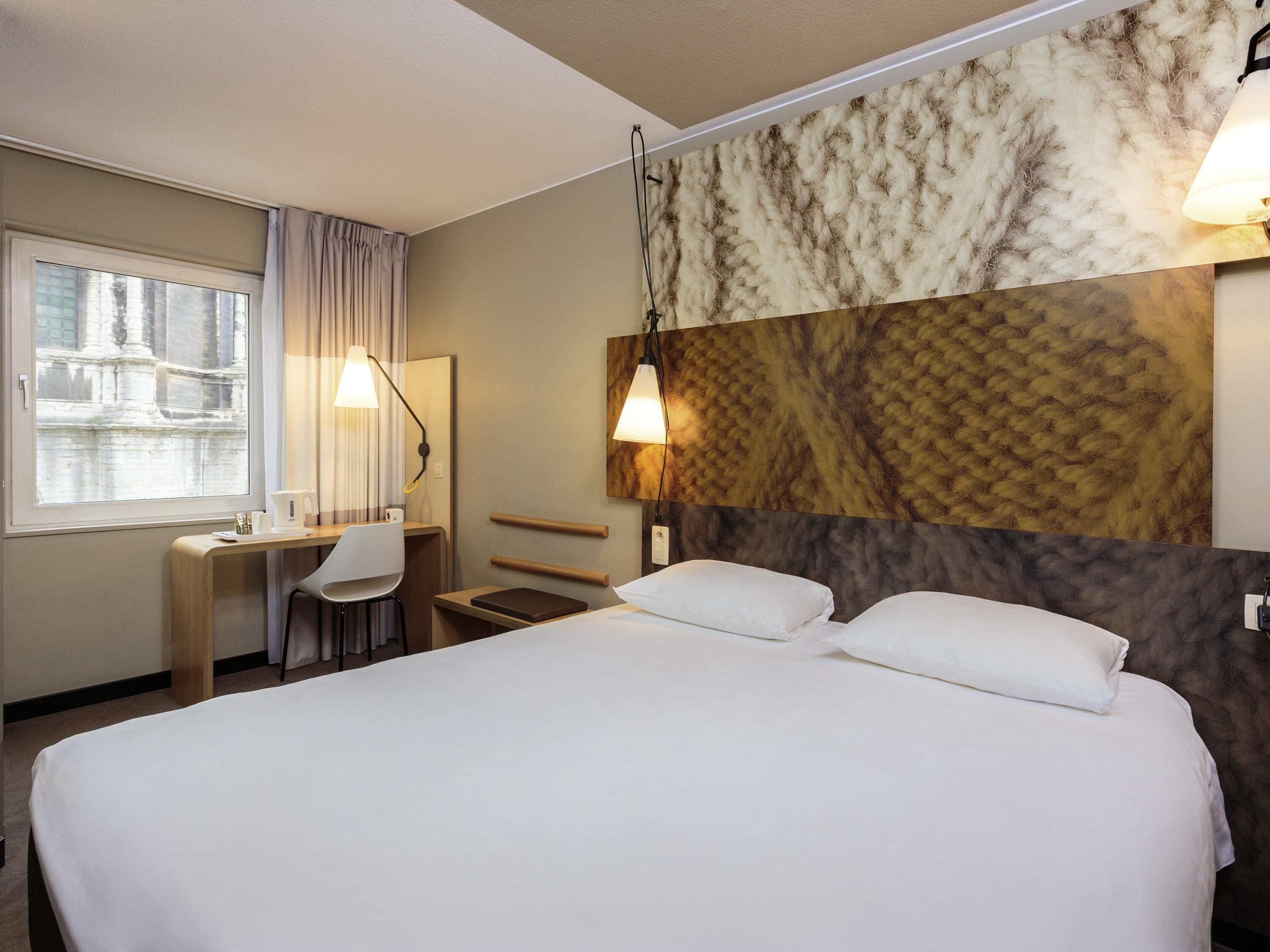 Kamar, 1 Tempat Tidur Double | Seprai premium, meja kerja, kedap suara, dan Wi-Fi gratis