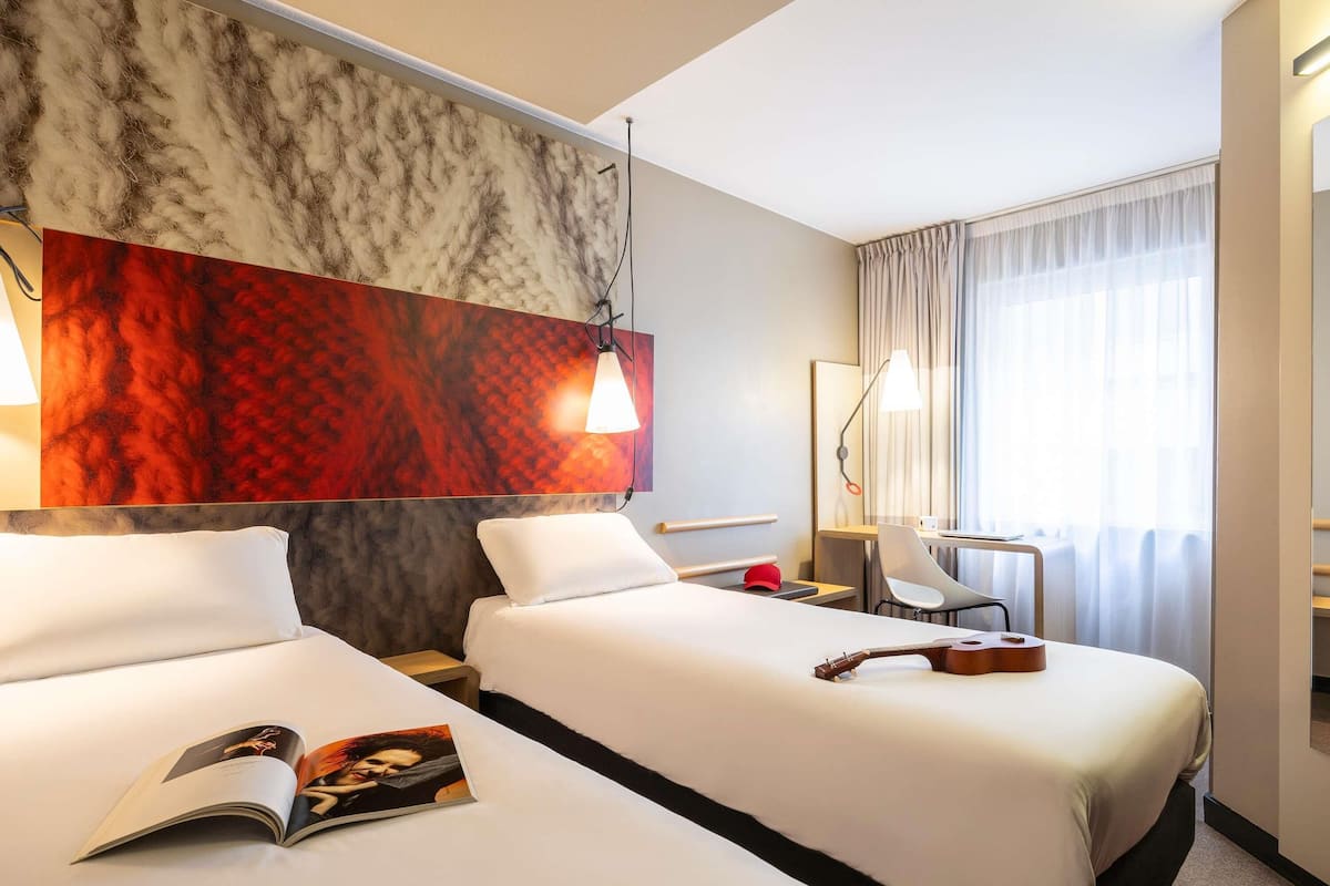 Literie de qualité supérieure, bureau, chambres insonorisées