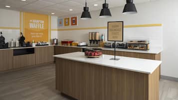 Free daily buffet breakfast