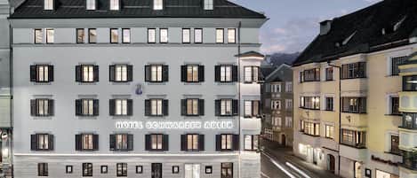 Front of property - evening/night