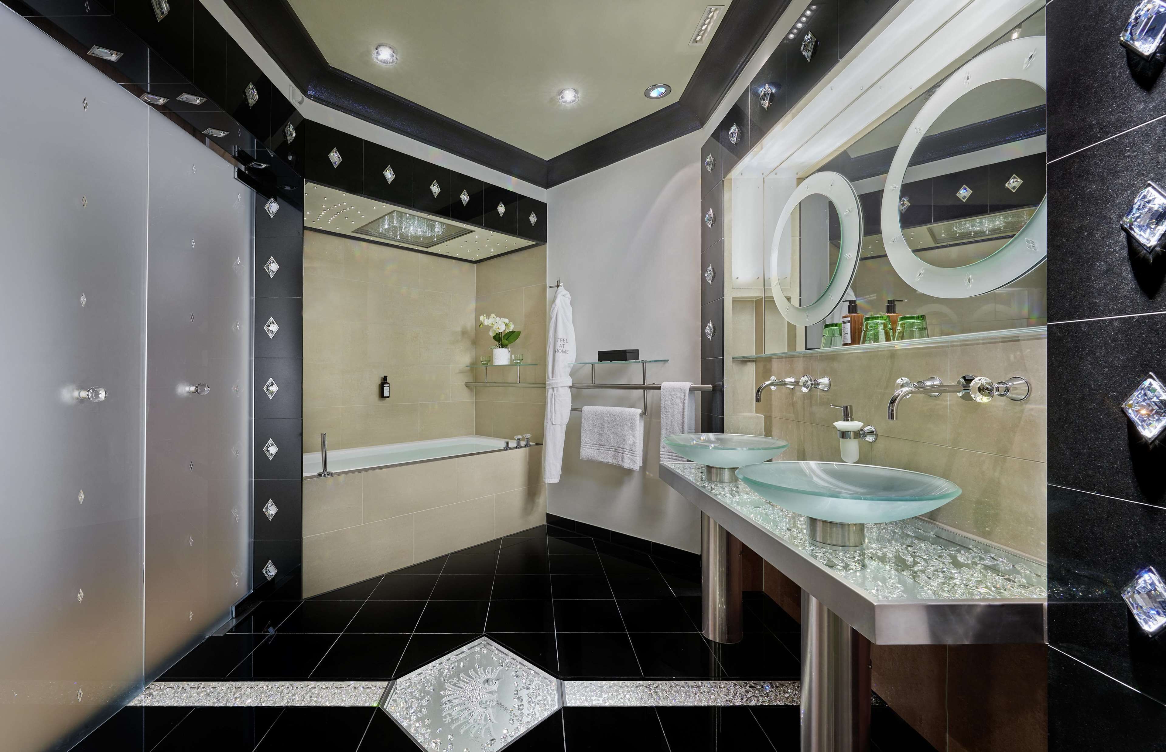 signature double room | bathroom | shower, hair dryer, towels