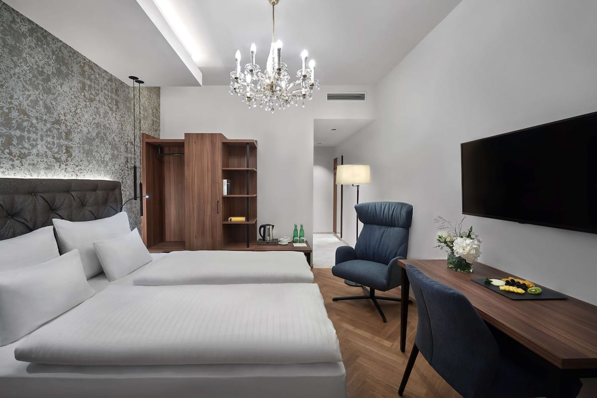 Doppia Design | 1 camera, biancheria da letto di alta qualità, una cassaforte in camera