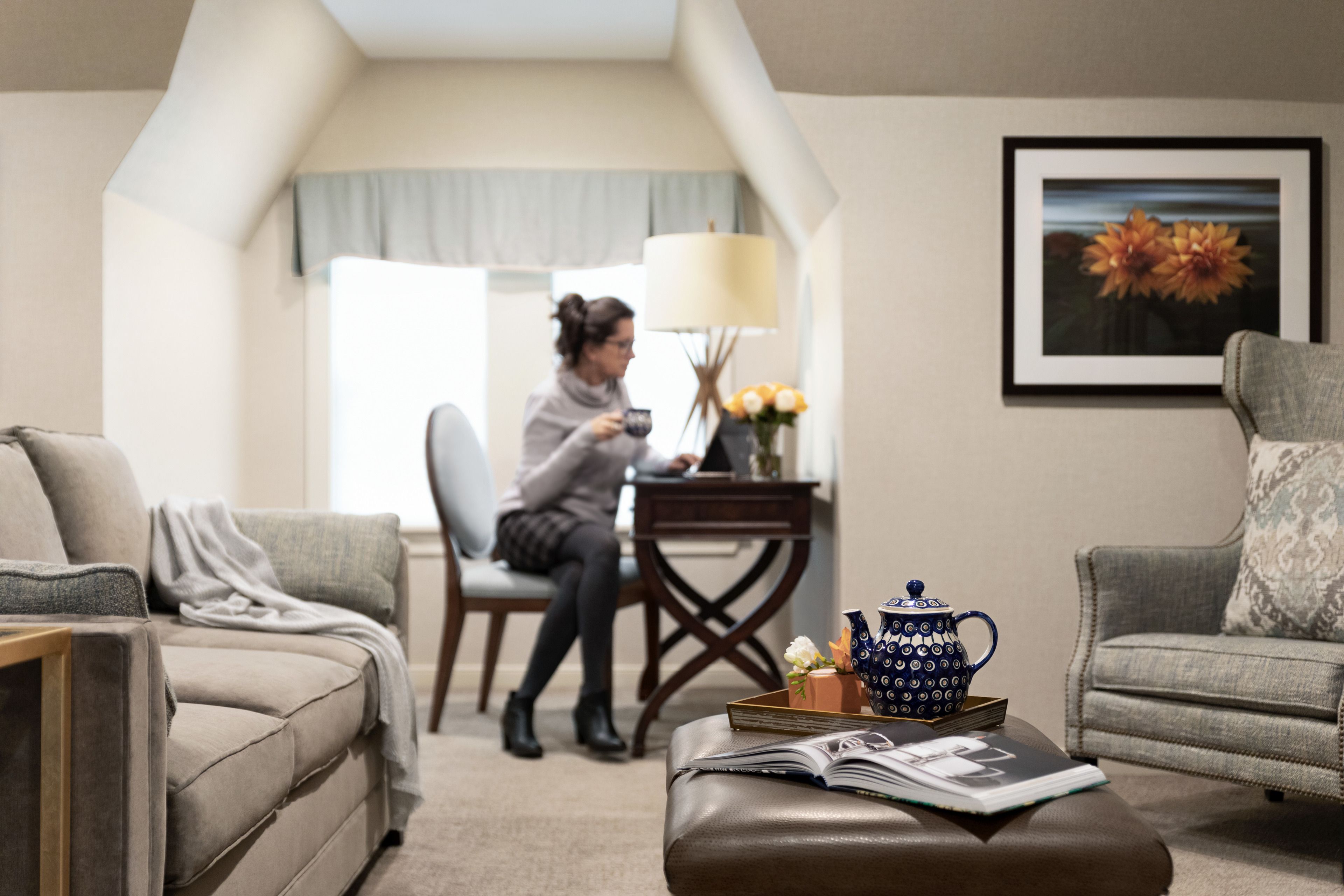 스위트 | 고급 침구, 책상, 암막 커튼, 다리미/다리미판