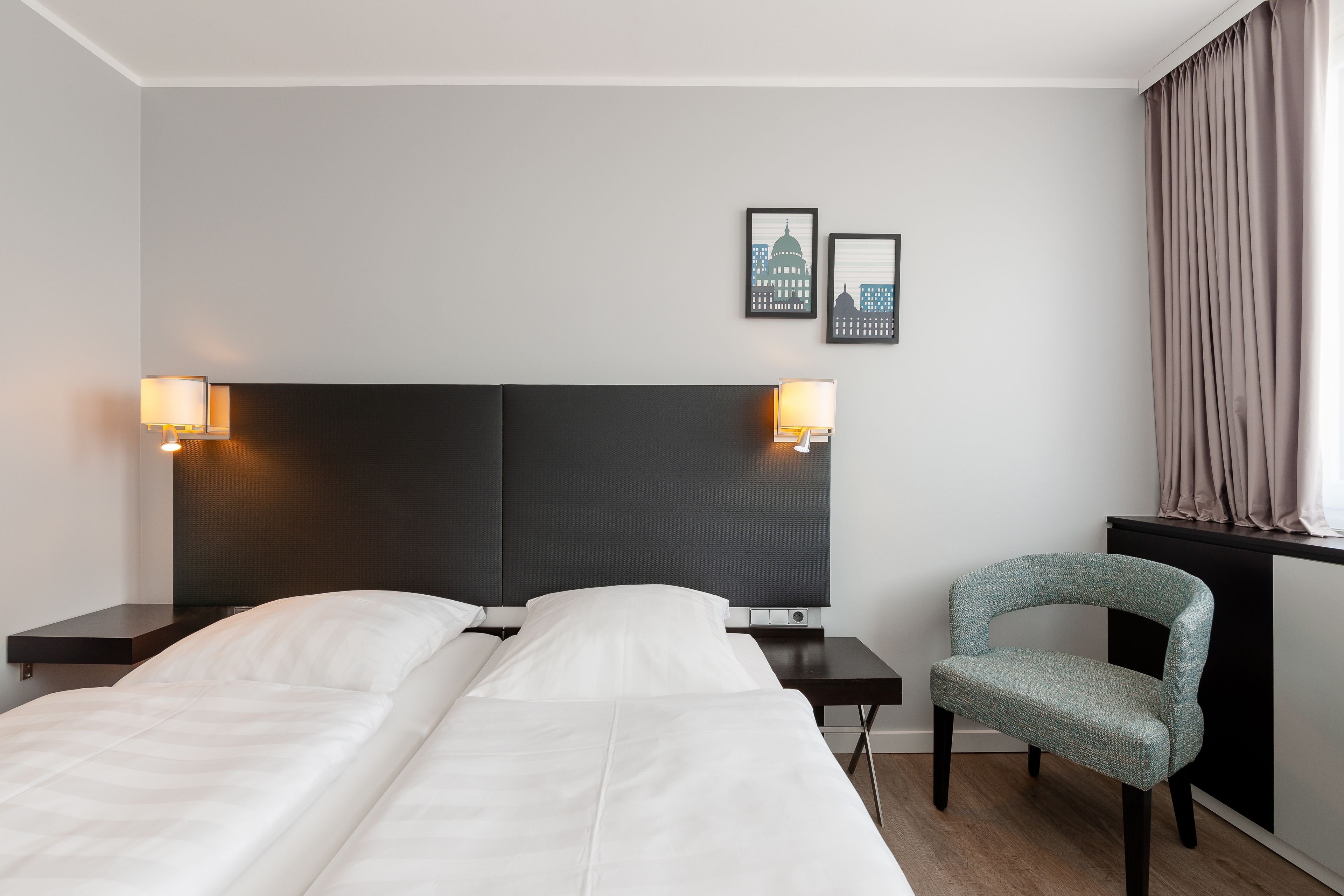 superior room, 1 double bed | 1 bedroom, hypo-allergenic bedding, in-room safe, desk