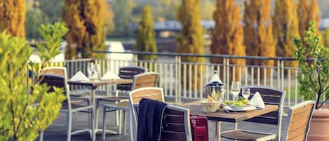 Der serveres morgenmad, frokost og aftensmad