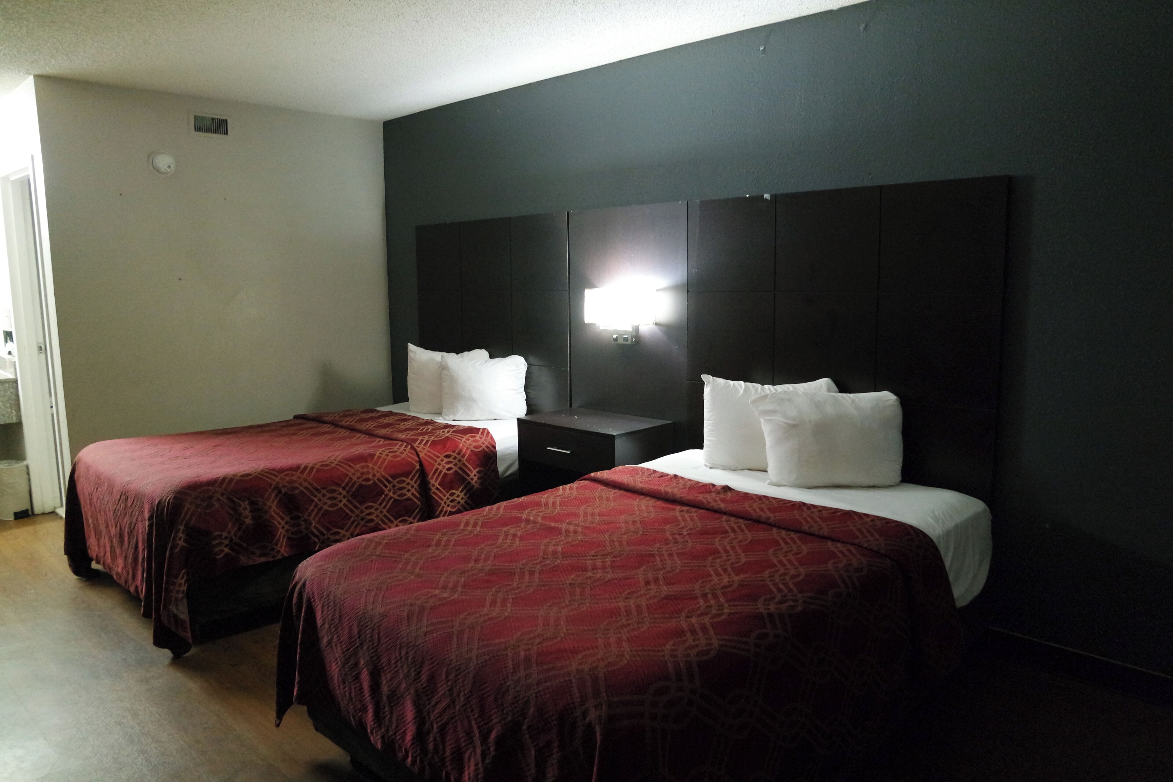 Photo - Travelodge by Wyndham North Charleston