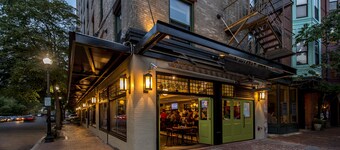 Staypineapple, A Delightful Hotel, South End