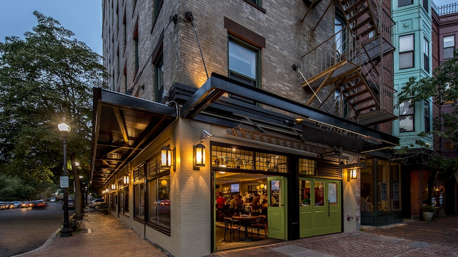 Staypineapple, A Delightful Hotel, South End