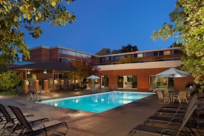 Indoor pool, outdoor pool