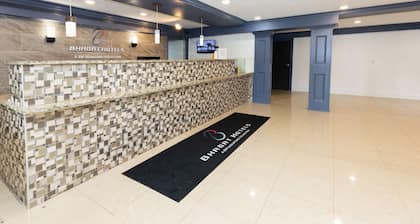 Bhagat Hotels Stone Mountain Atlanta BW Signature Collection