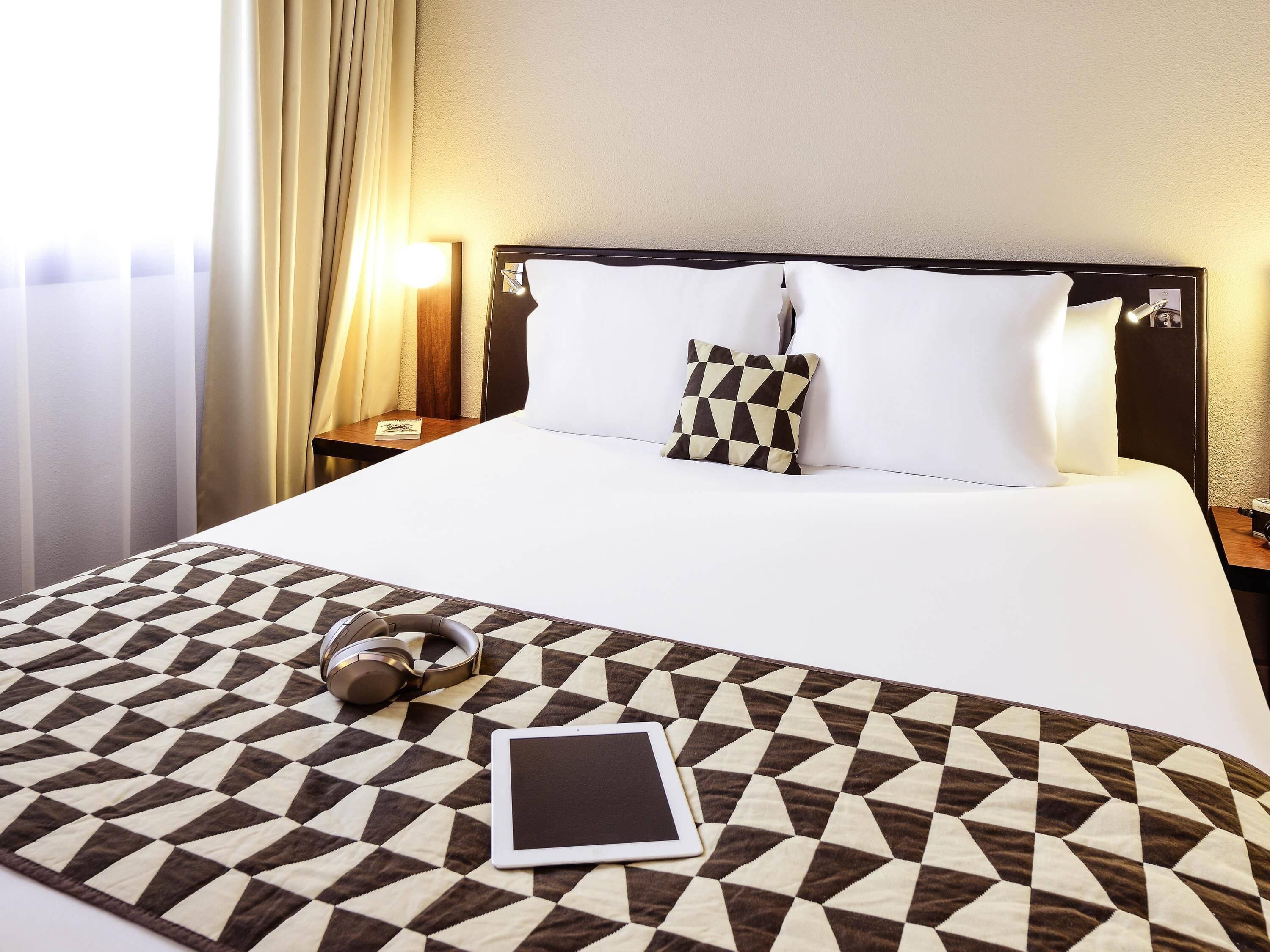 Privilege, Habitación, 1 cama doble | Ropa de cama de alta calidad, minibar, caja fuerte y escritorio