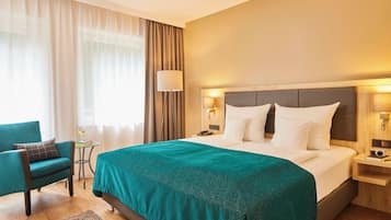 Premium Room, 1 Double Bed, Garden View (Quiet Location) | Hypo-allergenic bedding, in-room safe, individually decorated