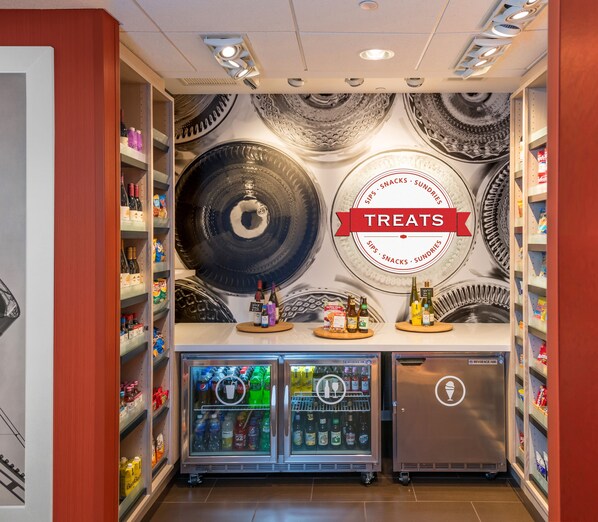 Snack bar