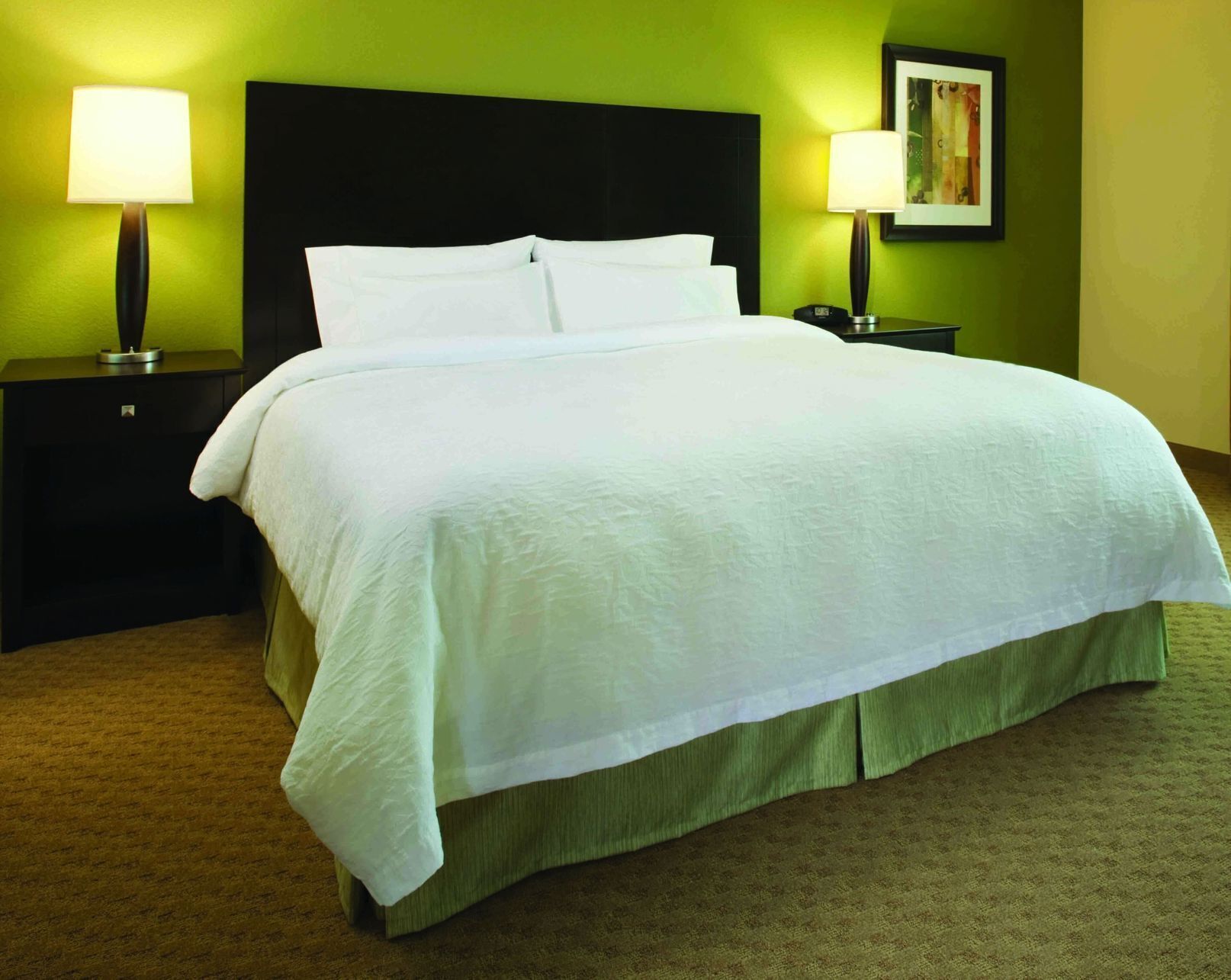 Premium bedding, in-room safe, desk, blackout drapes