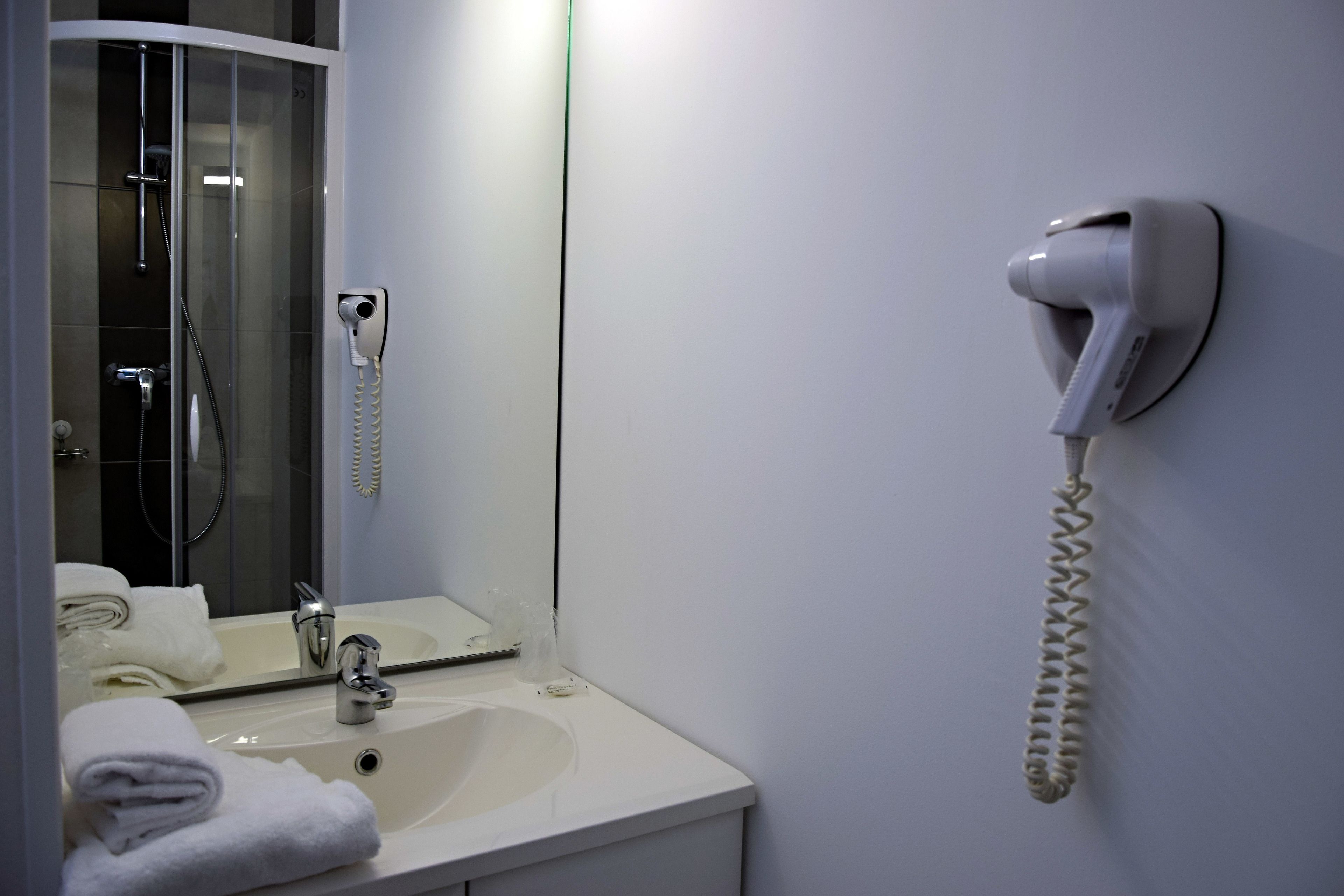 Foto - Contact Hotel Le Seino Marin - Cléon Elbeuf Rouen