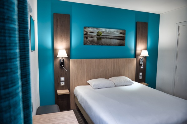 Standard Room | Desk, laptop workspace, cribs (free), WiFi (free)