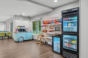 Coffee shop