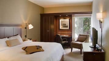 Habitación, 1 cama King size, con acceso para personas discapacitadas, para no fumadores | 1 habitación, ropa de cama de alta calidad y escritorio