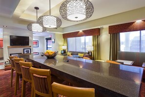 Lobby - Hampton Inn by Hilton Minneapolis/Eagan (Eagan)
