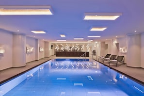 Piscine couverte