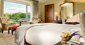 1 bedroom, premium bedding, minibar, in-room safe