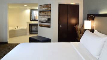 1 habitación, caja de seguridad en la habitación y escritorio
