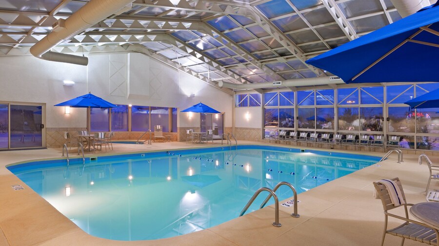 Holiday Inn Youngstown South by IHG