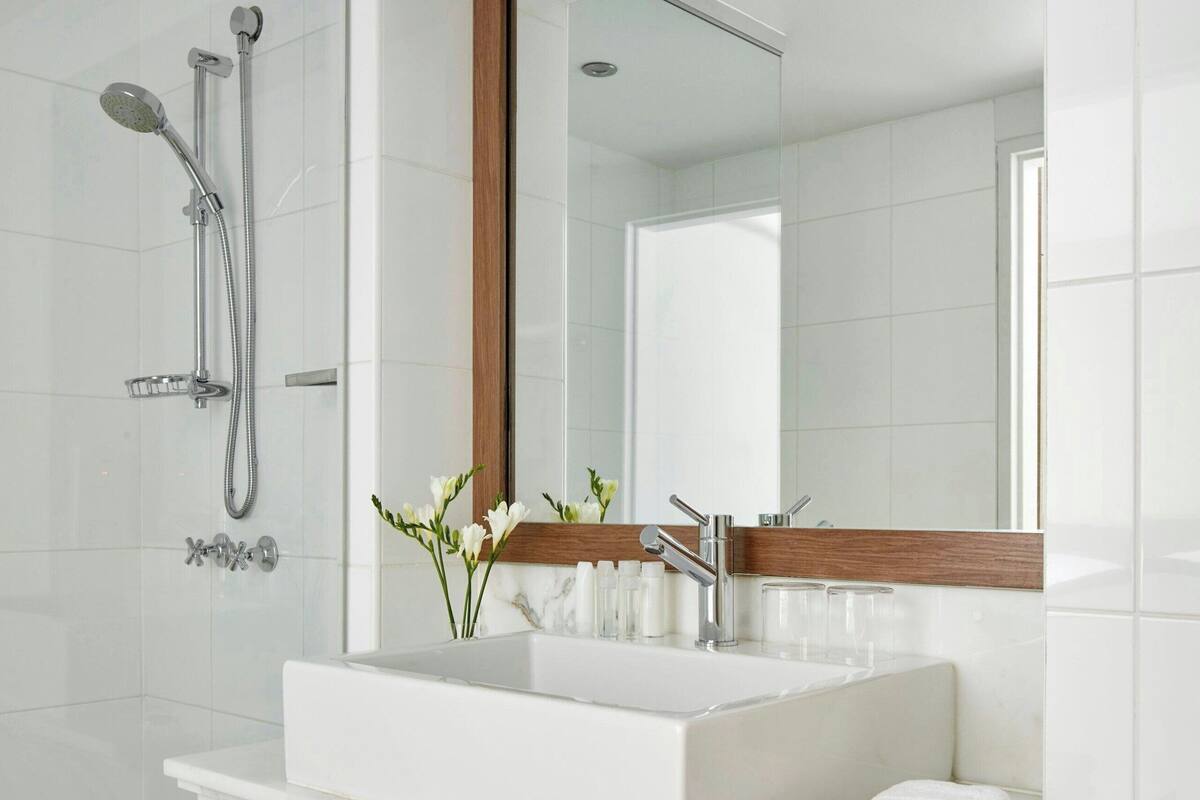 shower, free toiletries, hair dryer, bathrobes