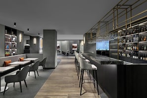 Cocktail bar - Melbourne Marriott Hotel (Melbourne)