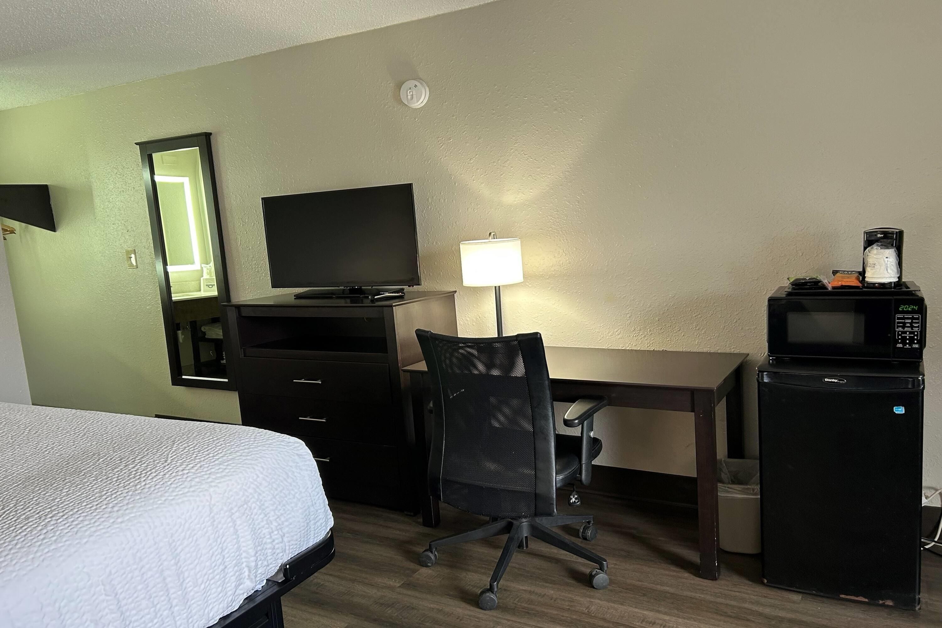 Foto - Days Inn by Wyndham Savannah Airport