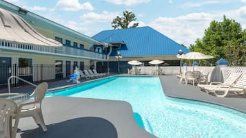 Piscina stagionale all'aperto
