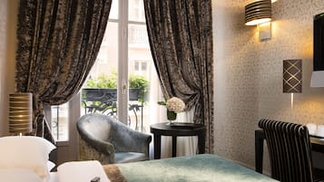 Superior Room | Egyptian cotton sheets, premium bedding, Select Comfort beds, minibar