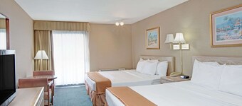 Howard Johnson by Wyndham Torrance