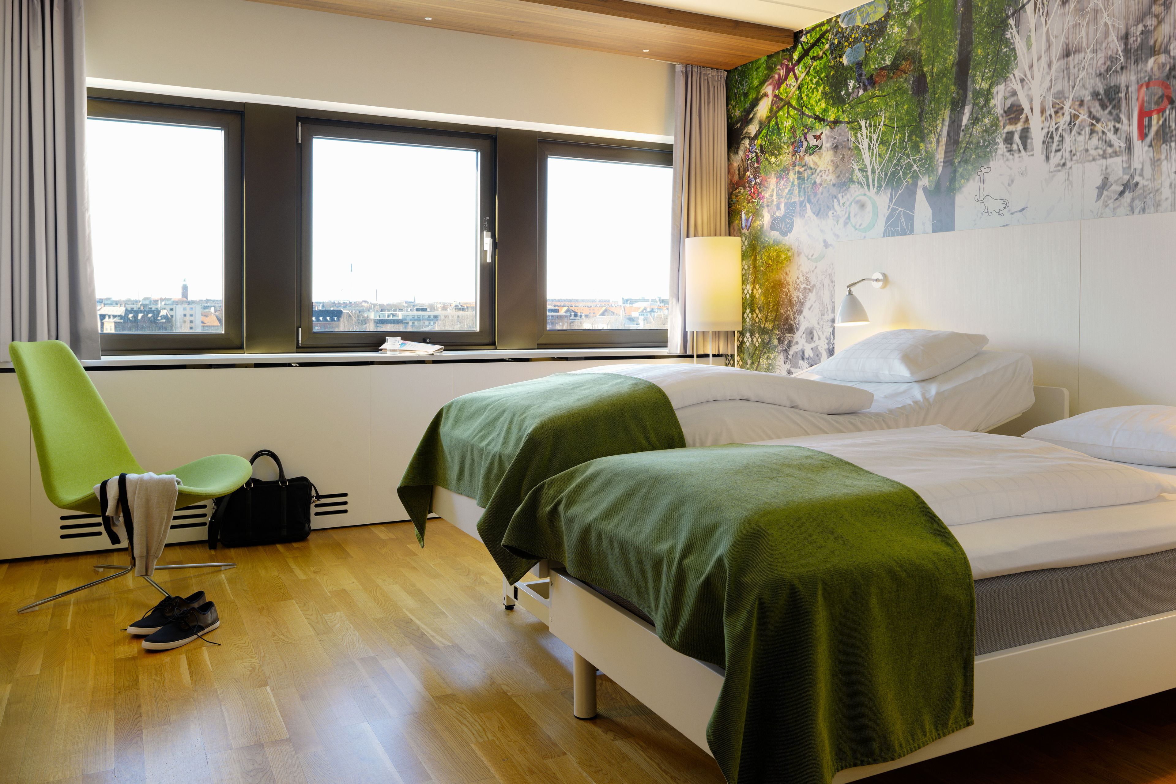 1 bedroom, in-room safe, laptop workspace, soundproofing