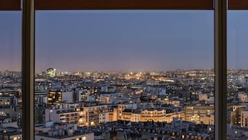 Monolocale, 1 letto matrimoniale o 2 letti singoli, piano elevato (Eiffel Tower View) | Biancheria da letto di alta qualità, una cassaforte in camera