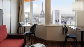 Literie de qualité supérieure, coffres-forts dans les chambres, bureau