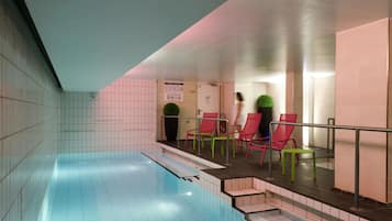 Piscine couverte