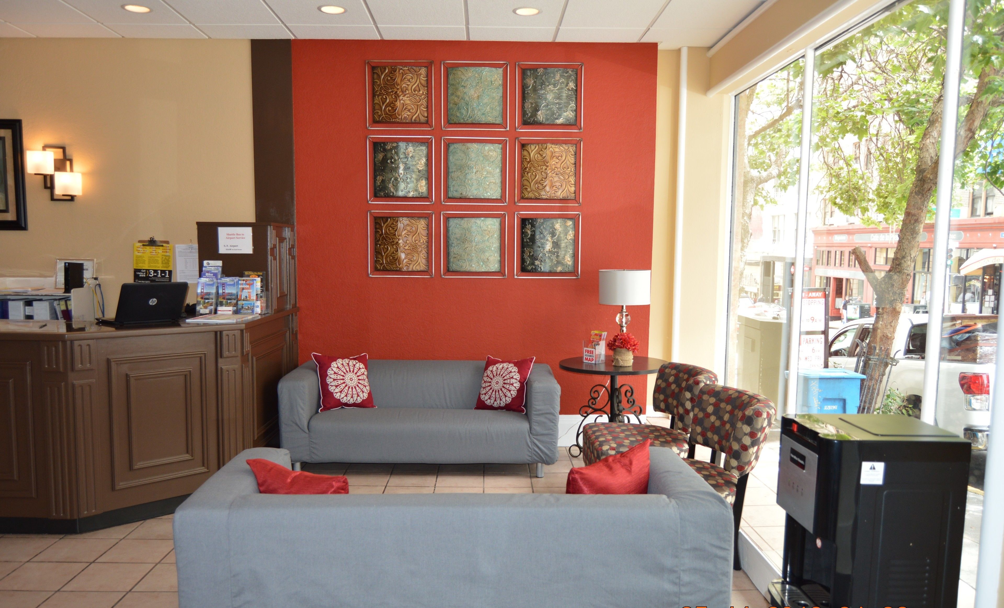 Photo - SF Plaza Hotel